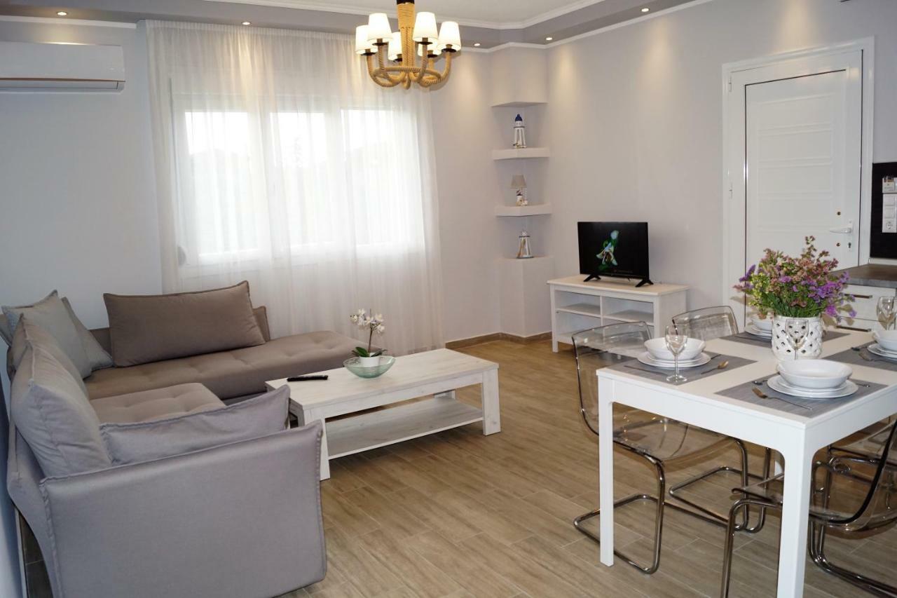 Melody Apartments Ayios Nikolaos Bagian luar foto